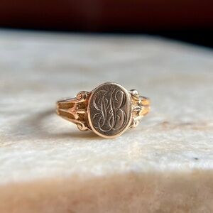 Antique Ostby Barton Solid 10K Rosy Yellow Gold Signet Ring, Size 5 3/4 5.75